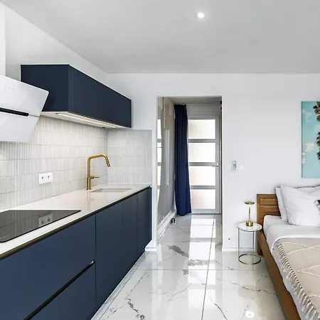 Tresor D Antheor- Bord De Apartament