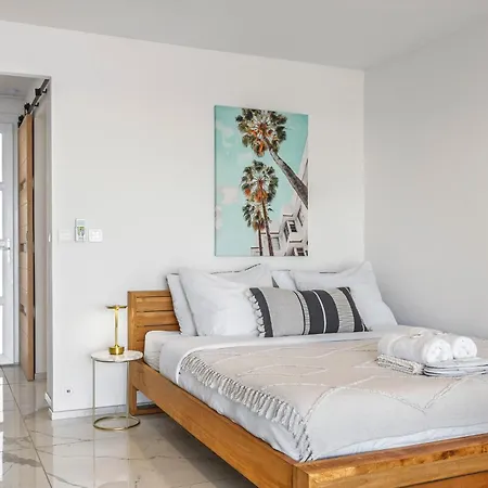 Tresor D Antheor- Bord De Apartament